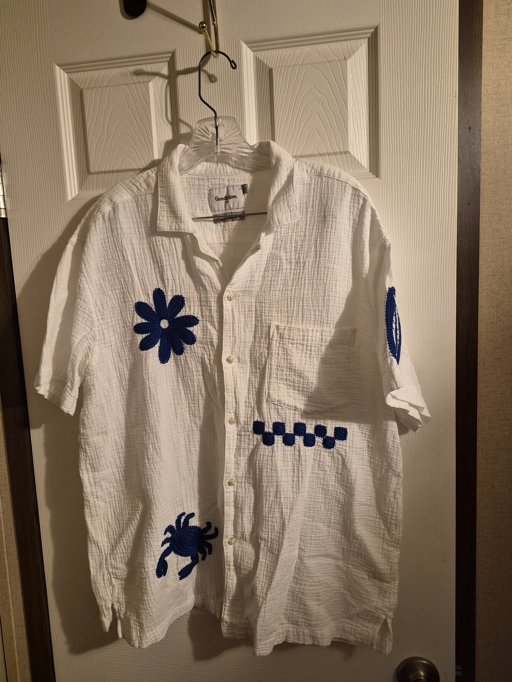 Goodfellow & Co White Short-Sleeve Button-Down Shirt with Blue Embroidery. Beach
